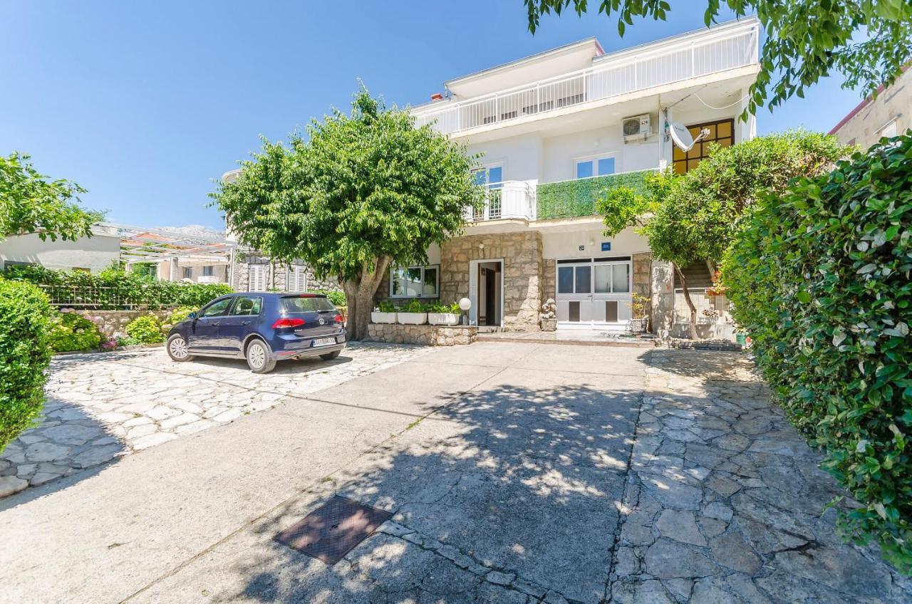 Apartments Zora Starigrad Paklenica Exterior photo