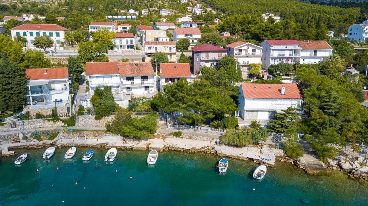 Apartments Zora Starigrad Paklenica Exterior photo